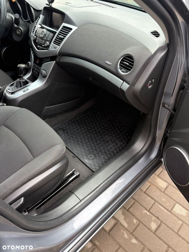Chevrolet Cruze 2013 photo 5