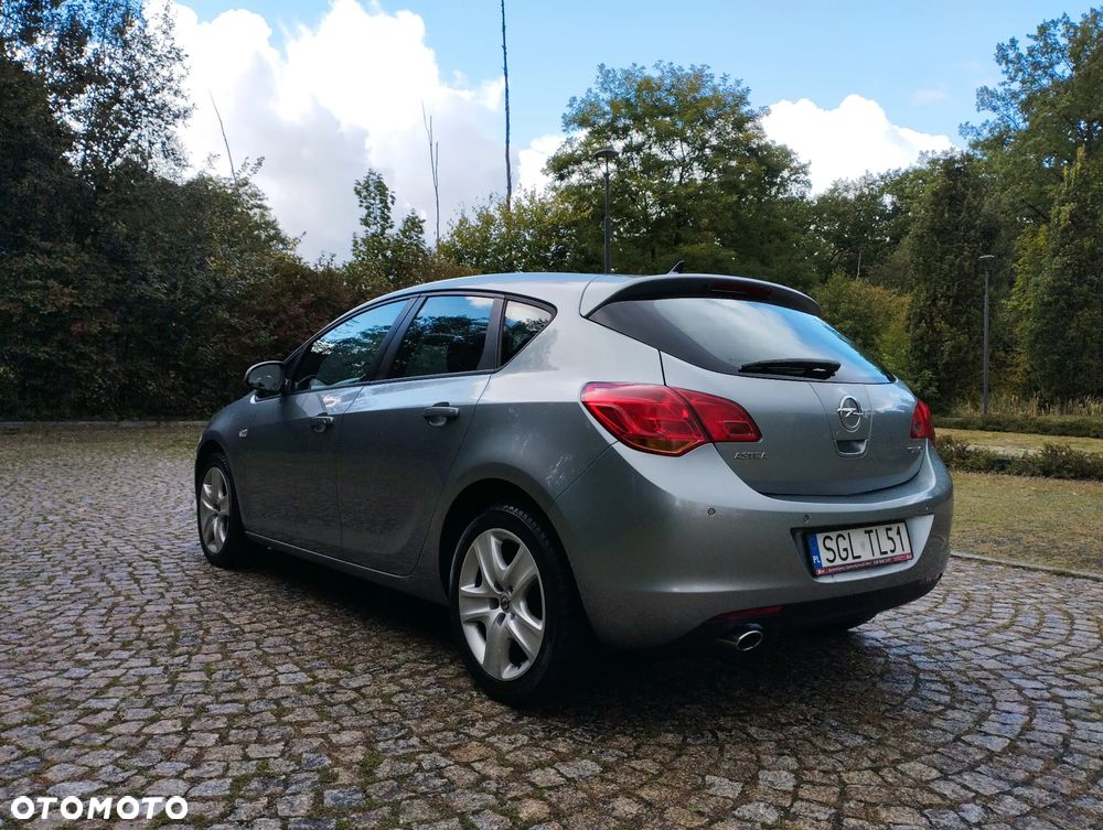 Opel Astra 1.4 Turbo Innovation - 4