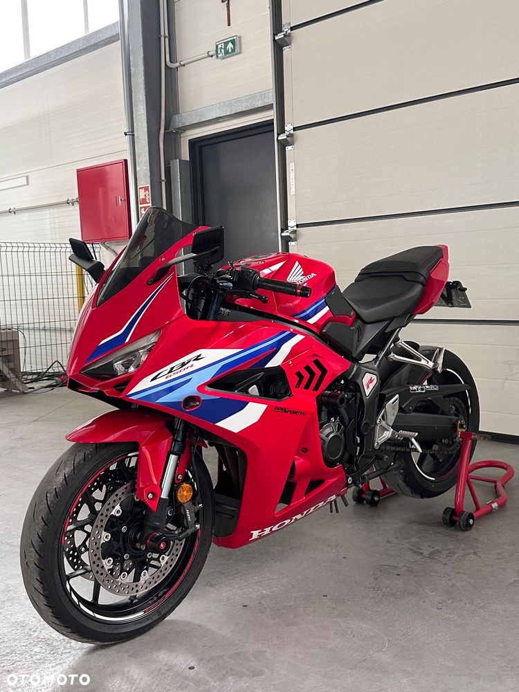 Honda CBR - 1