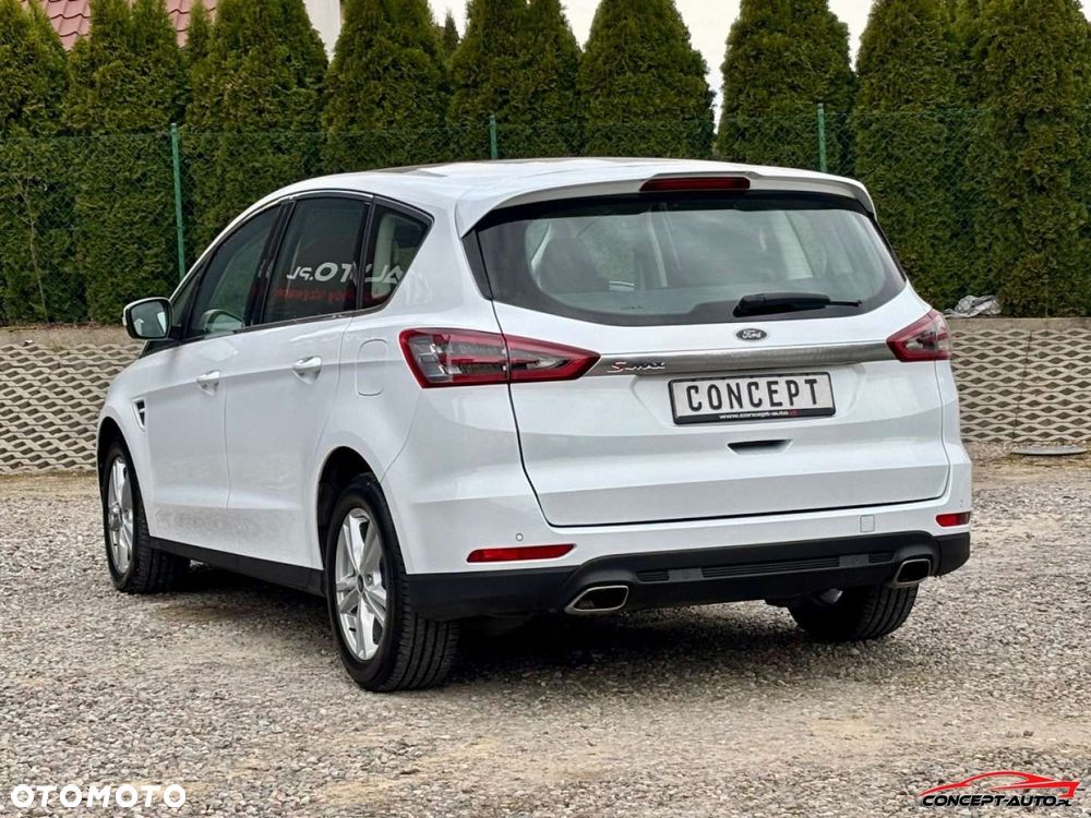 Ford S-Max - 9