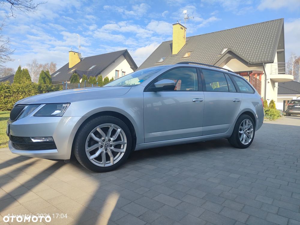 Skoda Octavia 1.6 TDI Ambition - 8
