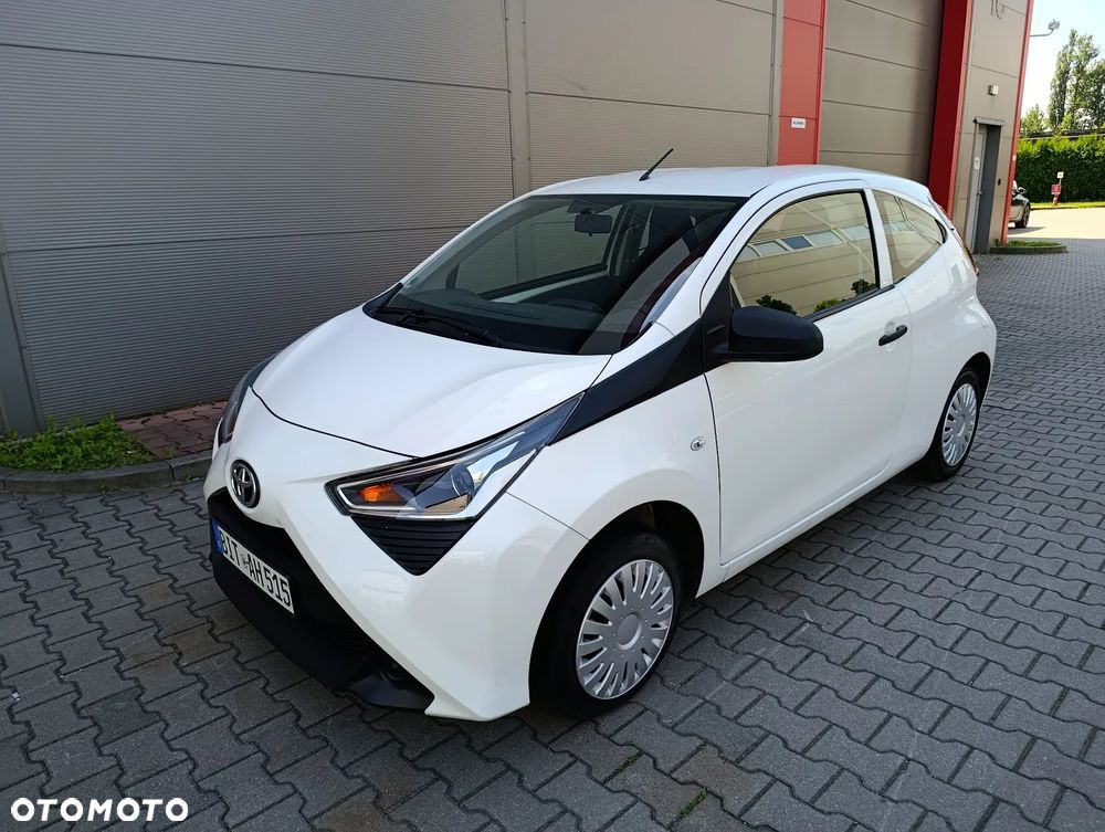 Toyota Aygo x - 2