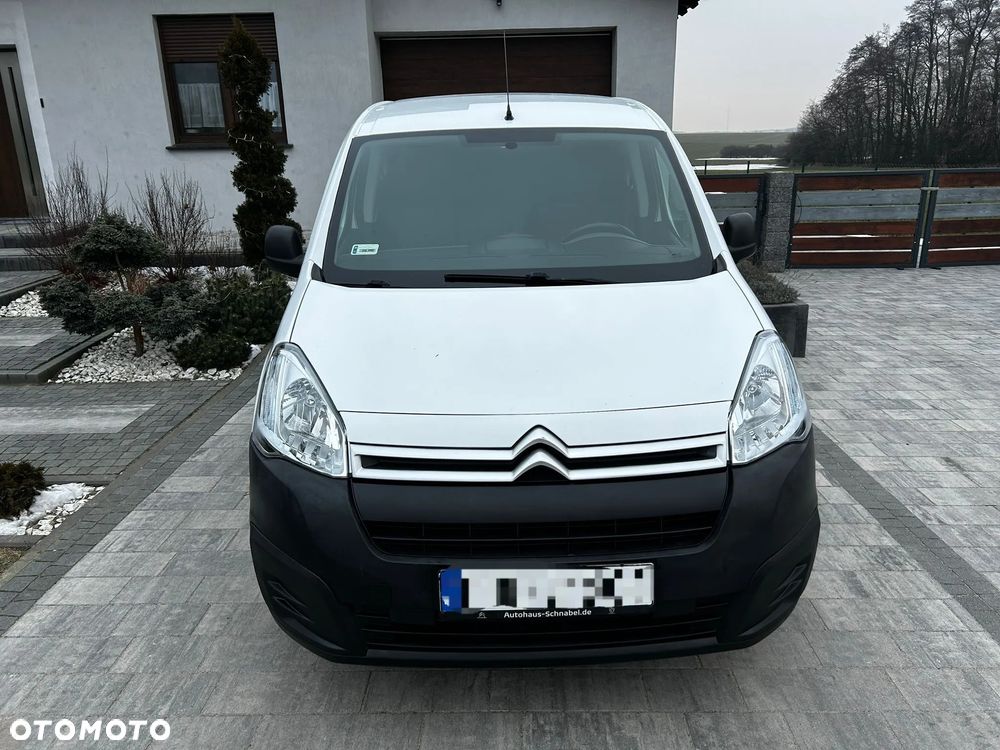 Citroën BERLINGO - 11