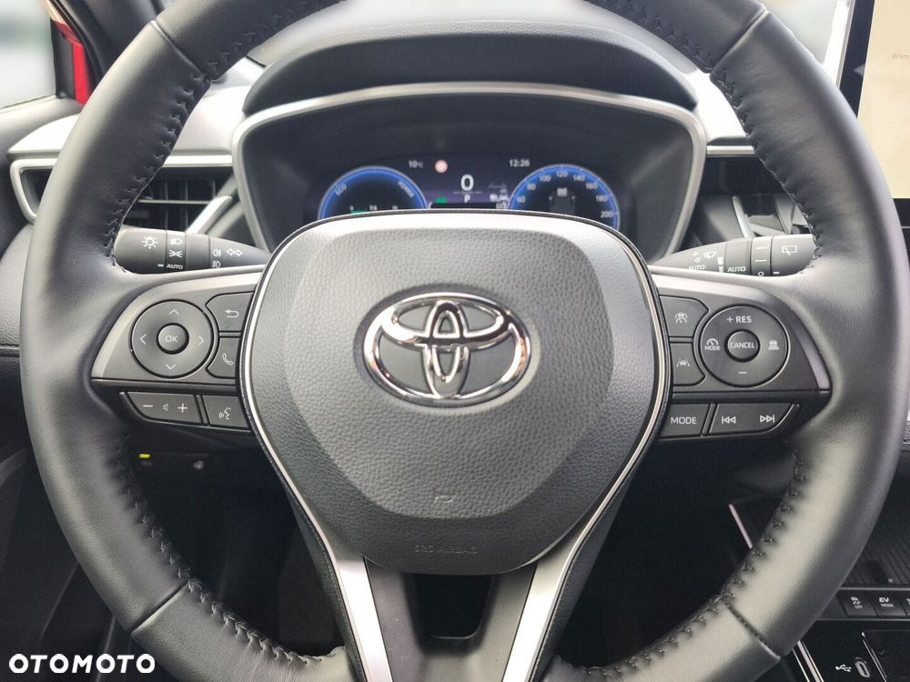 Toyota Corolla Cross - 16