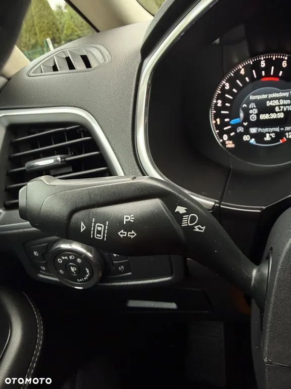 Ford S-Max 2.0 TDCi Titanium - 21