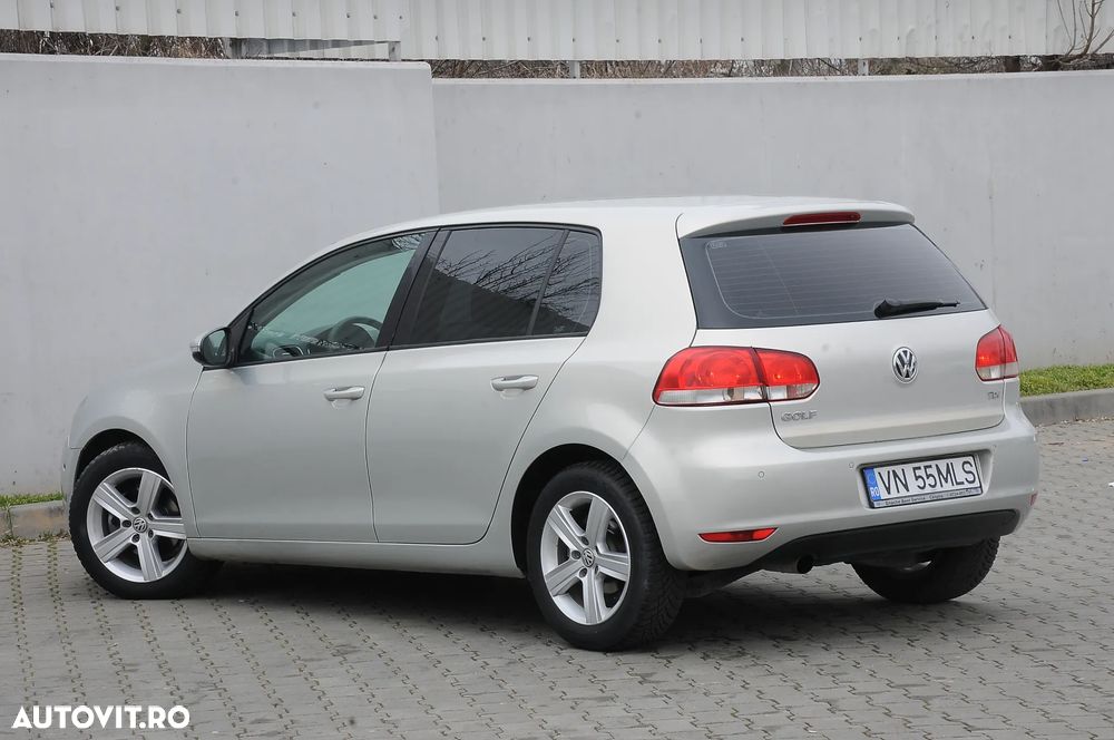 Volkswagen Golf 1.6 TDI DPF Comfortline - 3