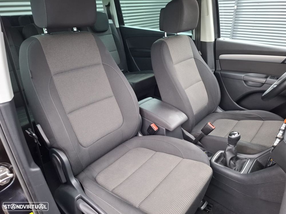 VW Sharan 2.0 TDI Confortline - 31