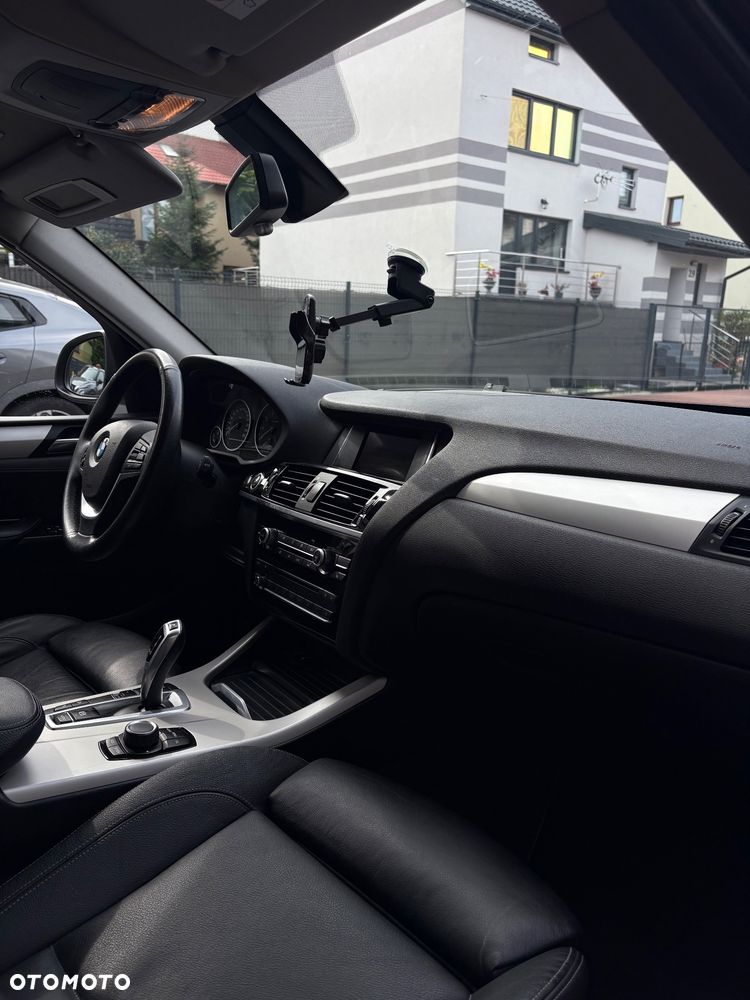 BMW X3 xDrive20i - 12