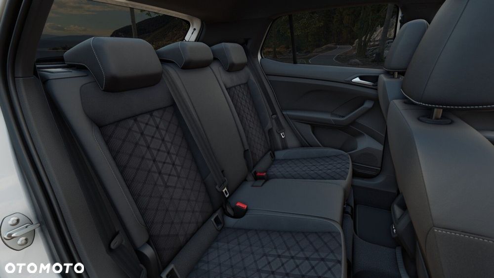 Volkswagen T-Cross 1.0 TSI R-Line Plus DSG - 13