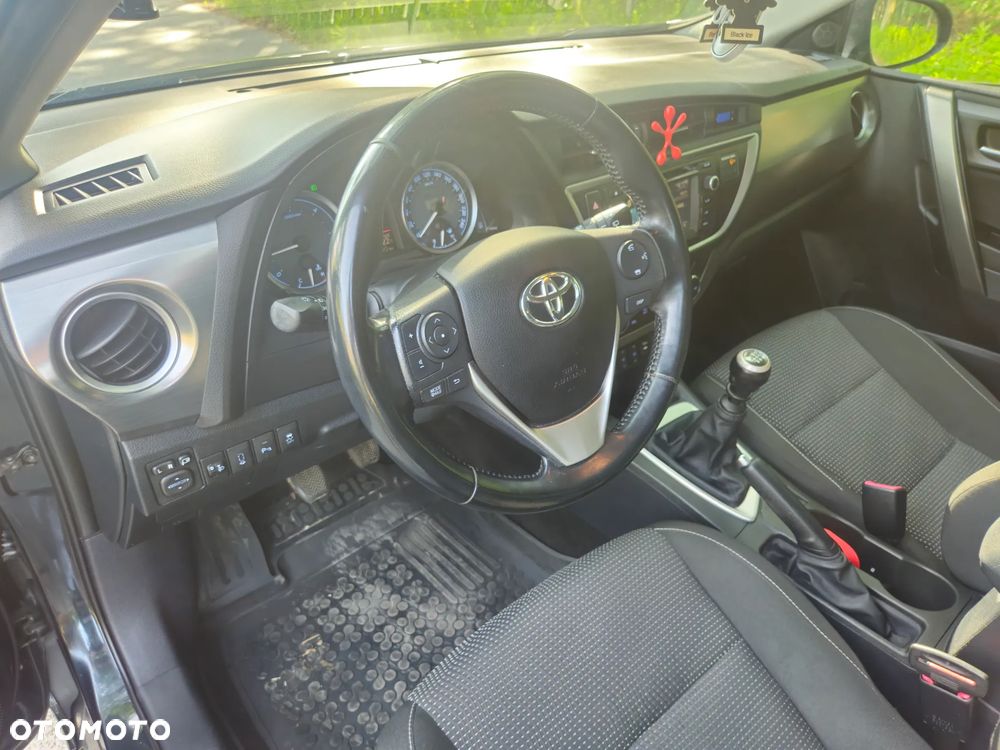 Toyota Auris 1.4 D-4D Premium - 38