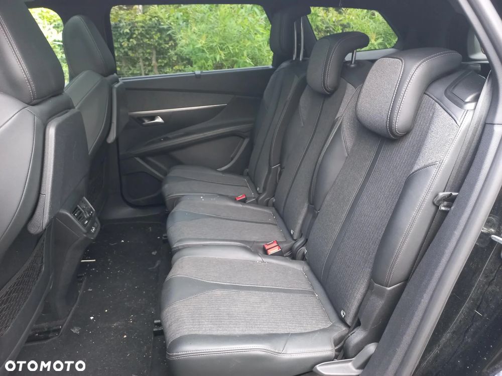 Peugeot 5008 1.6 PureTech GT Line S&S EAT8 - 8