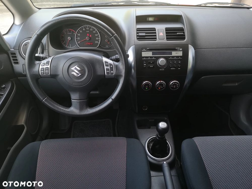 Suzuki SX4 1.6 VVT 4x4 Comfort - 15