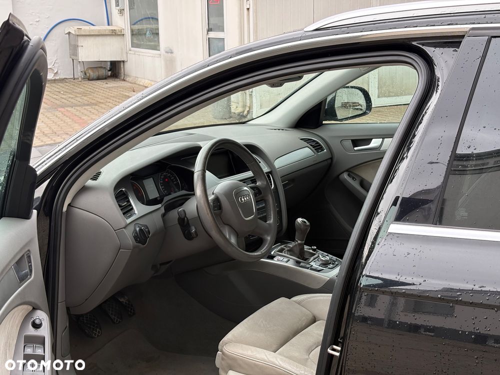 Audi A4 Avant 2.0 TDI DPF - 8