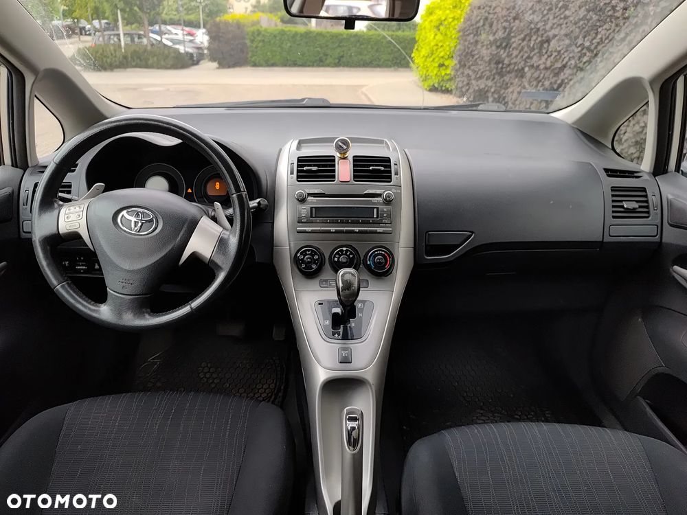 Toyota Auris 1.4 D-4D Luna MM - 9