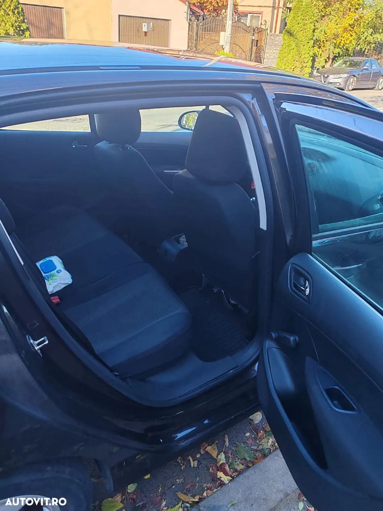 Peugeot 308 1.6 e-HDI FAP STT Active - 5