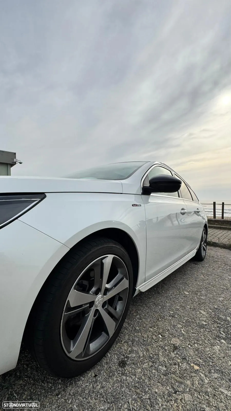 Peugeot 308 1.5 BlueHDi GT Line EAT8 - 4