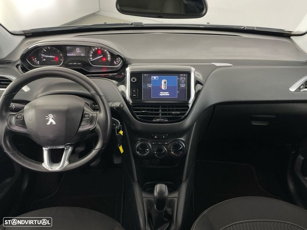 Peugeot 208 1.2 PureTech Style - 10