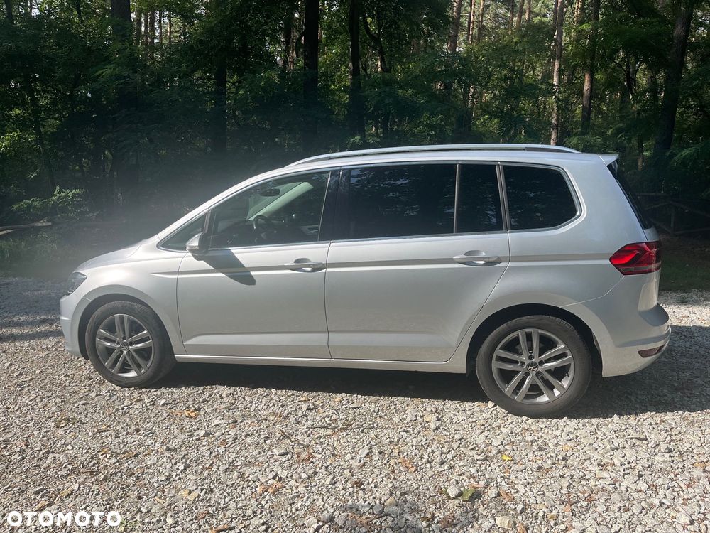 Volkswagen Touran 2.0 TDI BMT Highline DSG - 9