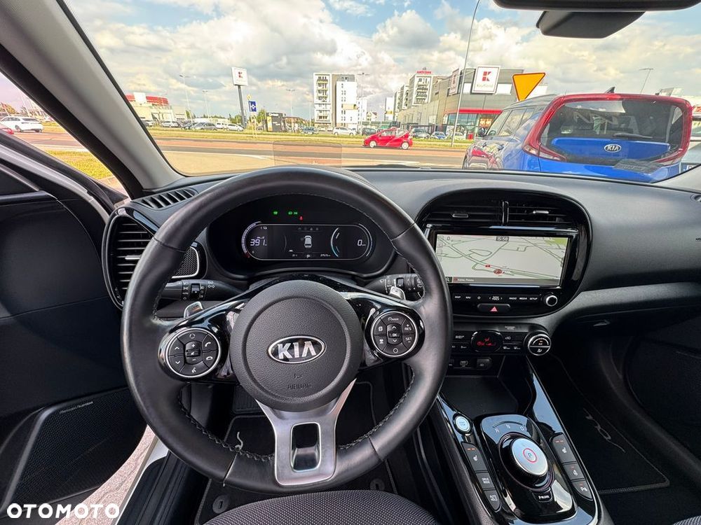 Kia Soul e-Soul 64kWh L - 18