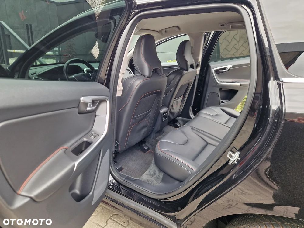 Volvo XC 60 D3 Geartronic Ocean Race - 19