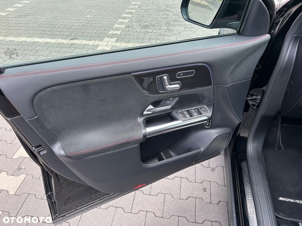 Mercedes-Benz GLA AMG 45 4-Matic+ - 17