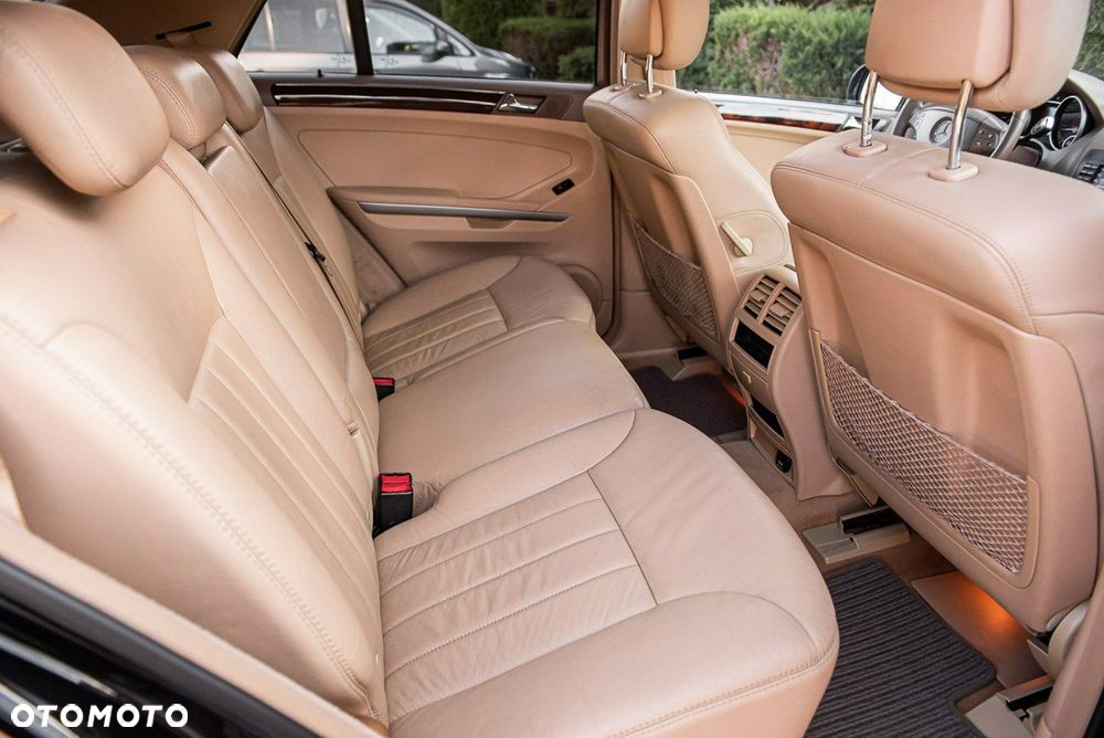 Mercedes-Benz ML 320 CDI 4Matic 7G-TRONIC - 9