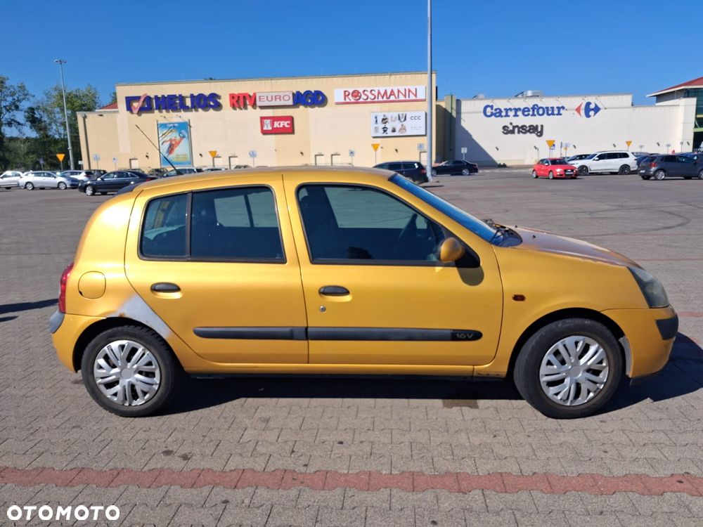 Renault Clio - 2