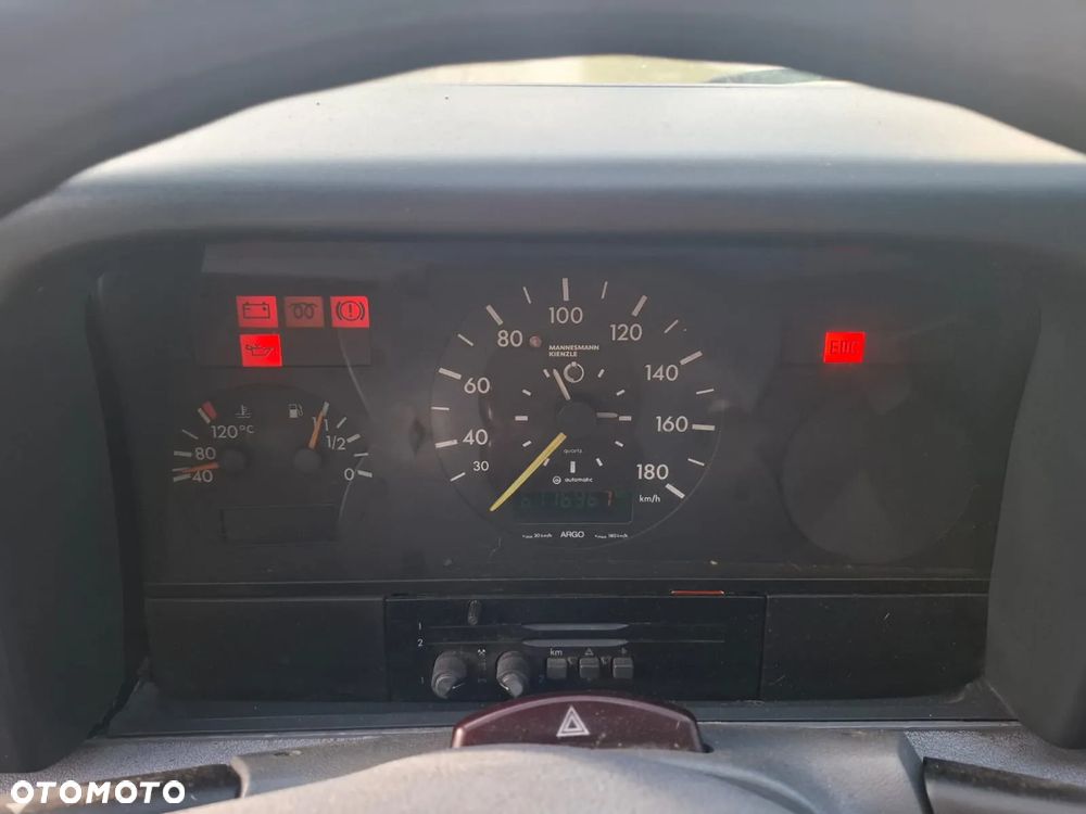 Mercedes-Benz Sprinter 412 - 18