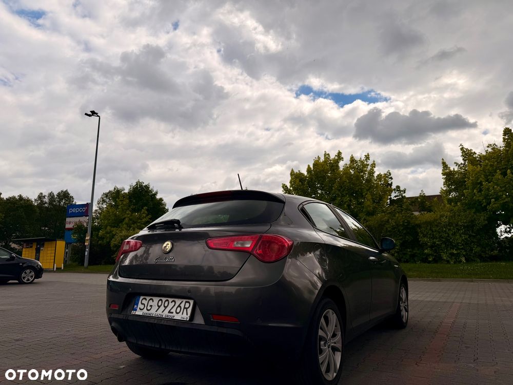 Alfa Romeo Giulietta 1.6 JTDM Distinctive - 5