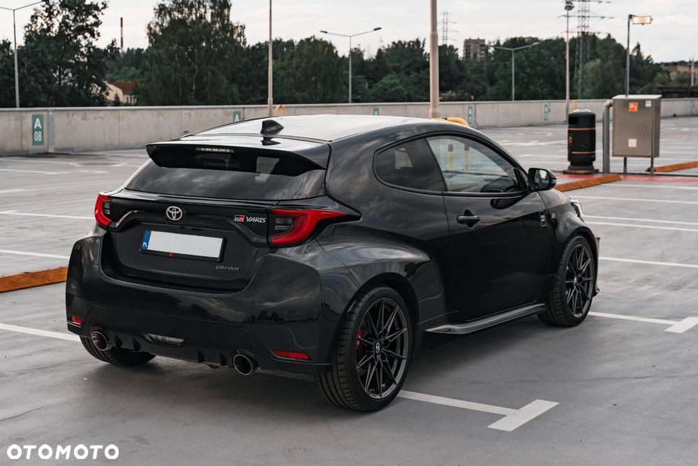 Toyota GR Yaris 1.6 Dynamic - 4