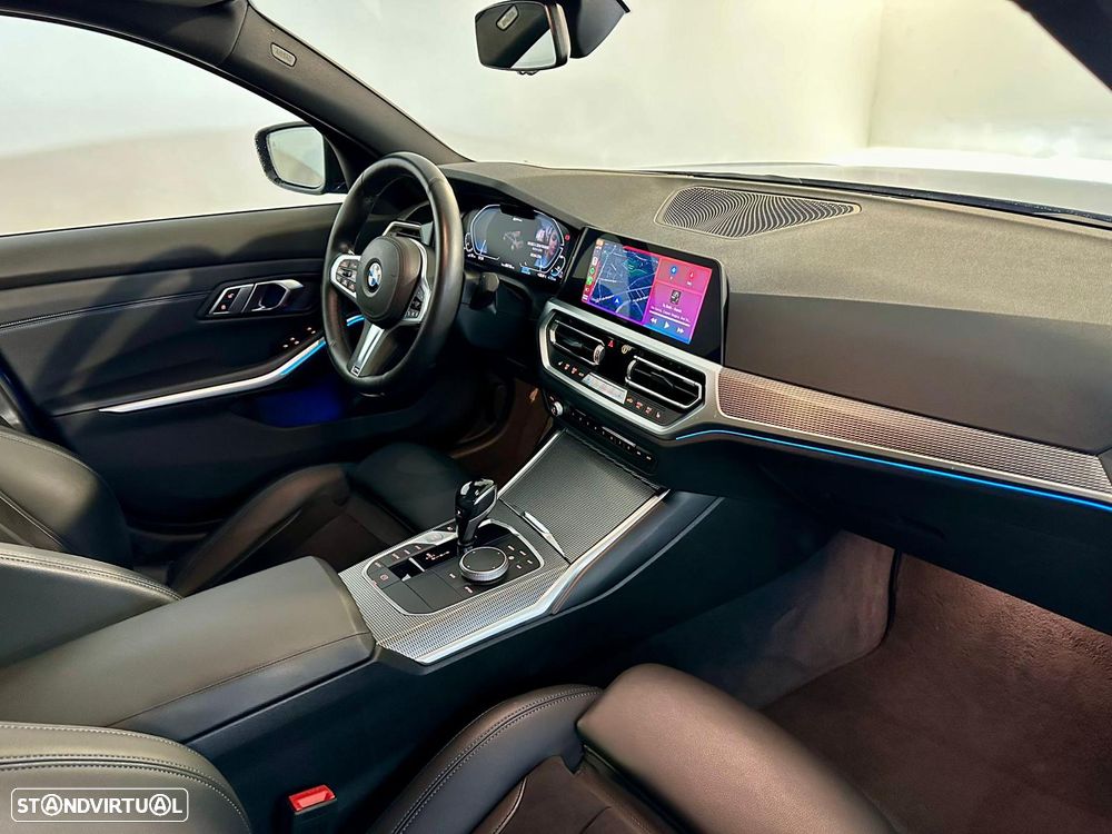 BMW 330 e Aut. M Sport - 14