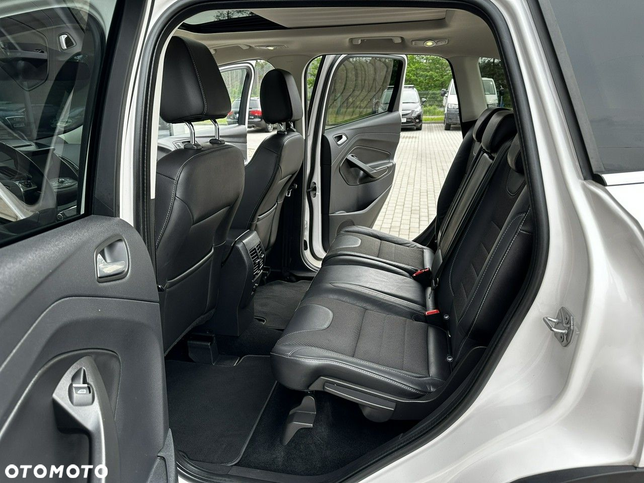 Ford Kuga 2.0 TDCi 2x4 SYNC - 13