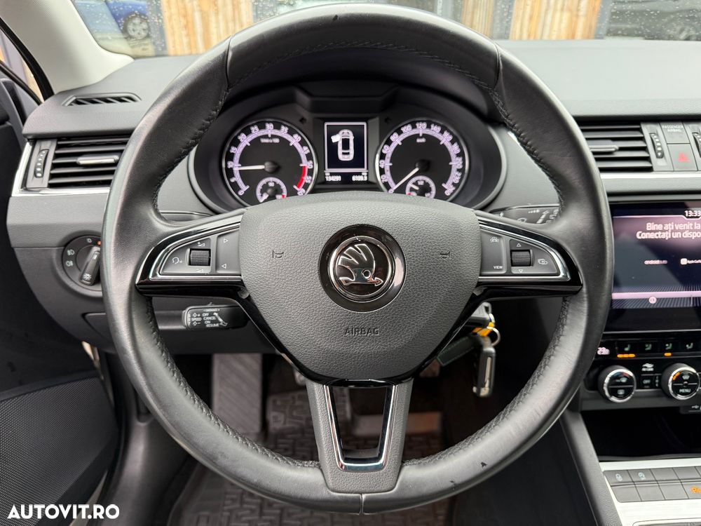 Skoda Octavia Combi Diesel 1.6 TDI Ambition - 24