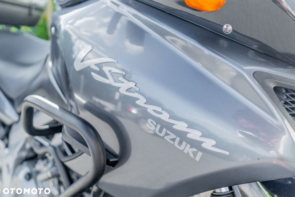 Suzuki V-STROM - 12