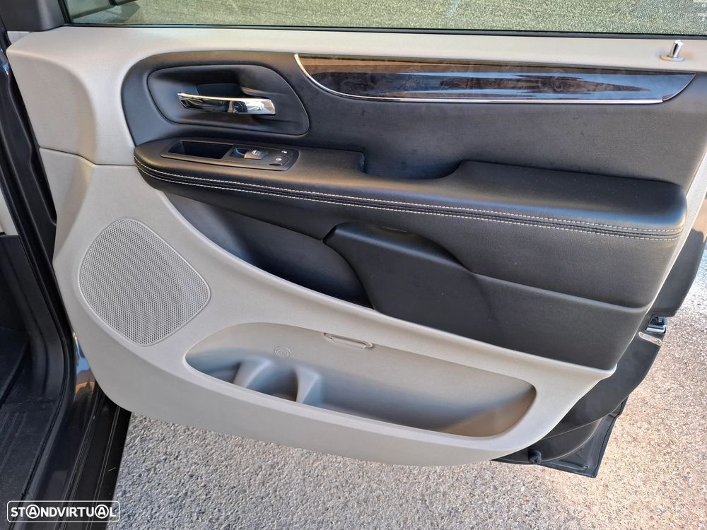 Lancia Voyager 2.8 CRD Gold - 55