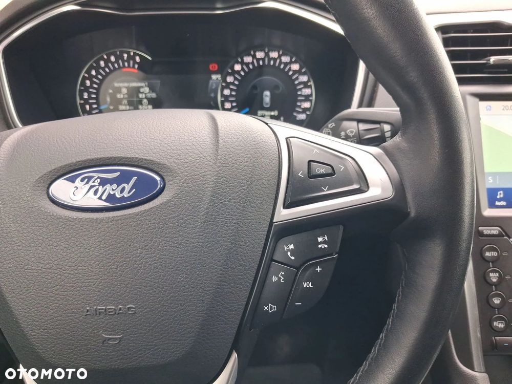 Ford Mondeo 1.5 EcoBoost Titanium - 32