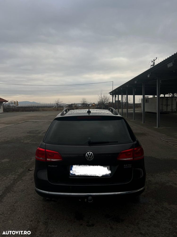 Volkswagen Passat 2.0 TDI BlueMotion Technology DPF Trendline - 2