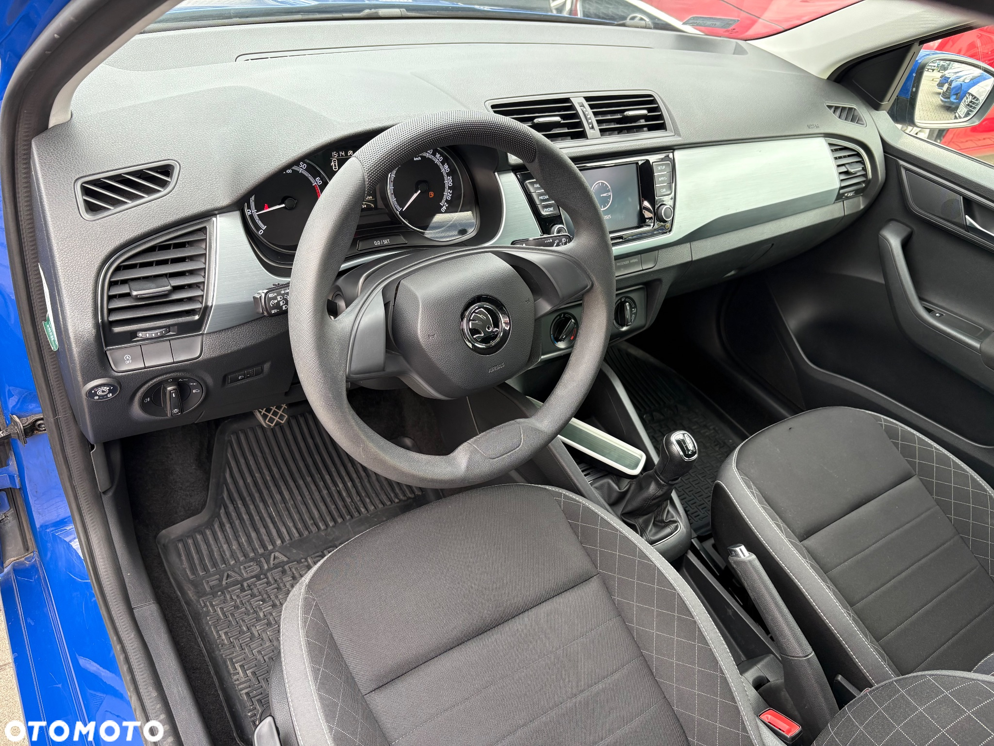 Skoda Fabia 1.0 Active - 10