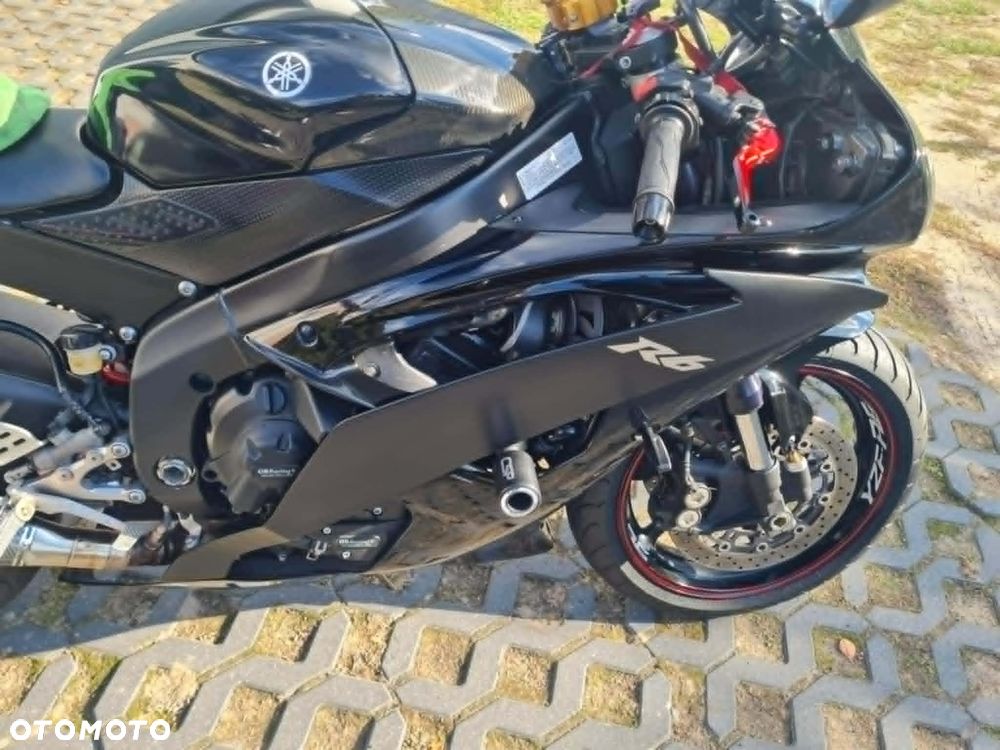 Yamaha R6 - 11