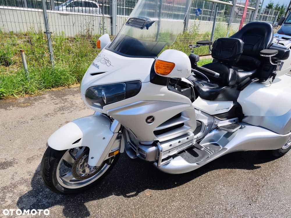 Honda GL - 3