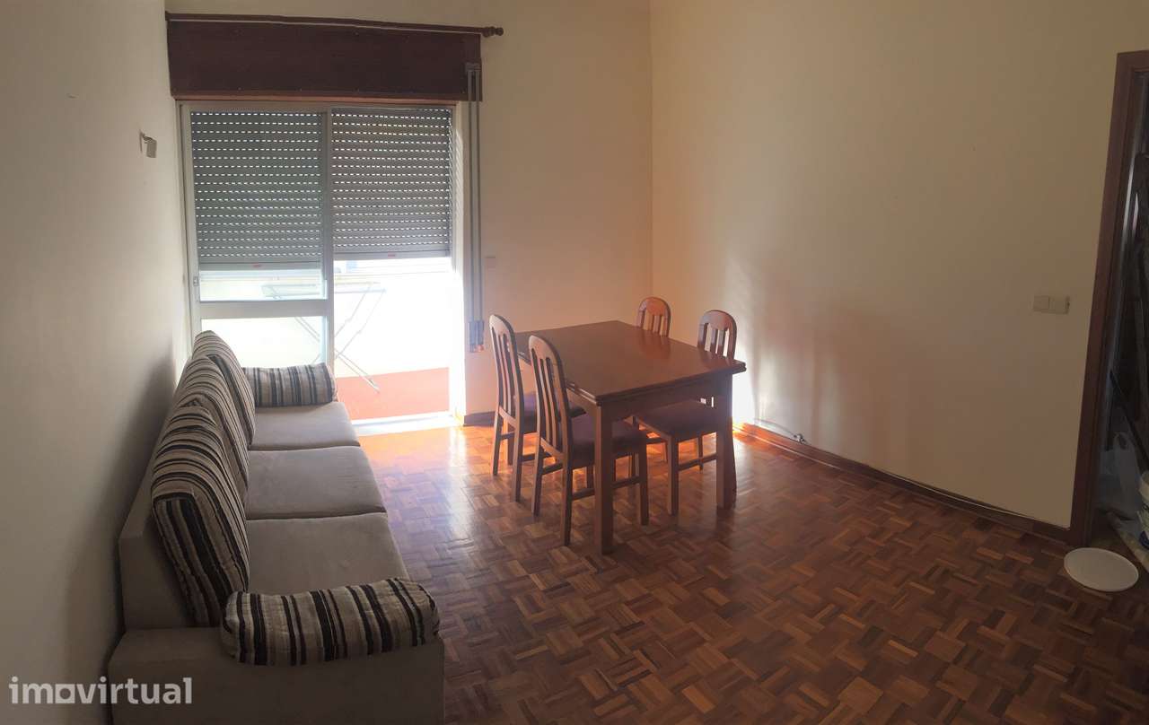 T2 Mobilado e Equipado - Centro da Cidade - Viseu - Grande imagem: 3/6