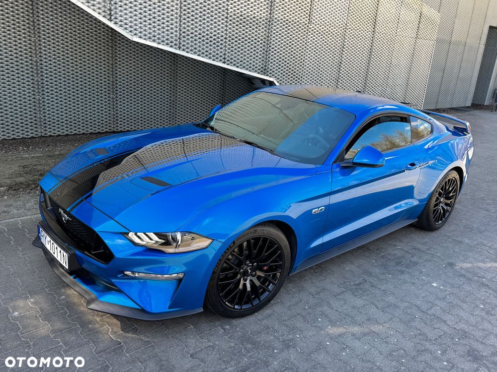 Ford Mustang - 1