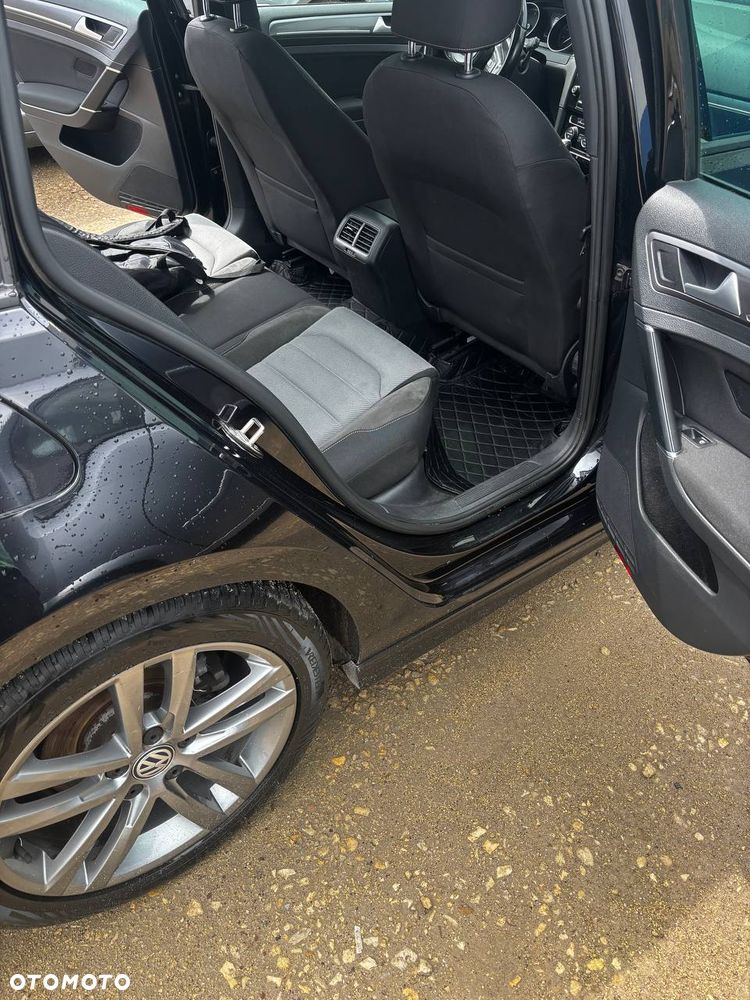 Volkswagen Golf - 9