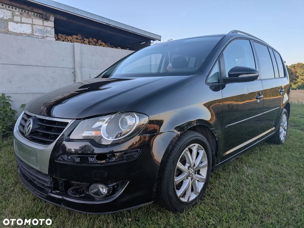 Volkswagen Touran - 5