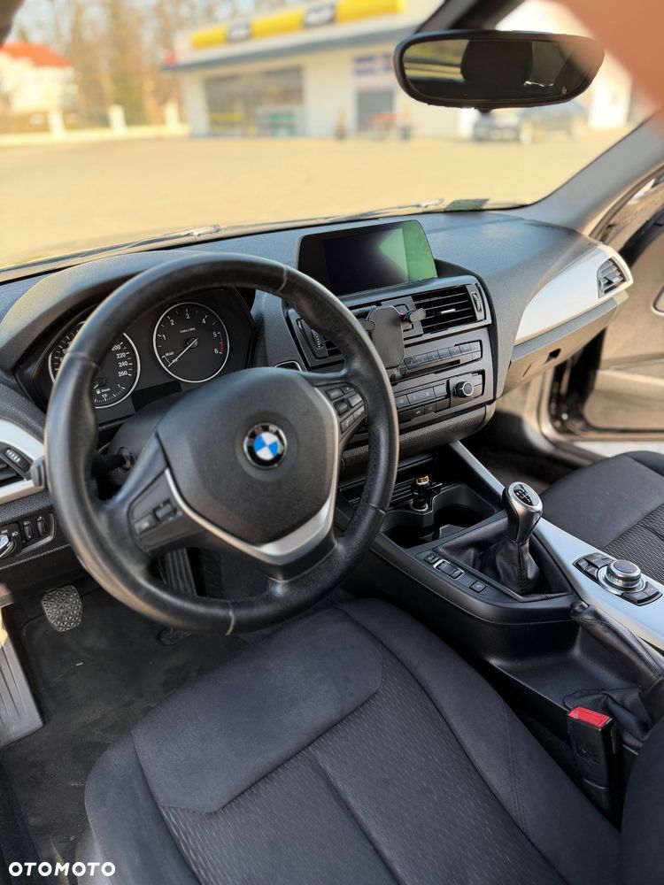 BMW Seria 1 116d - 13