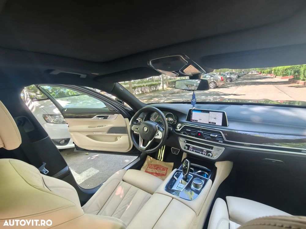 BMW Seria 7 740Li - 20
