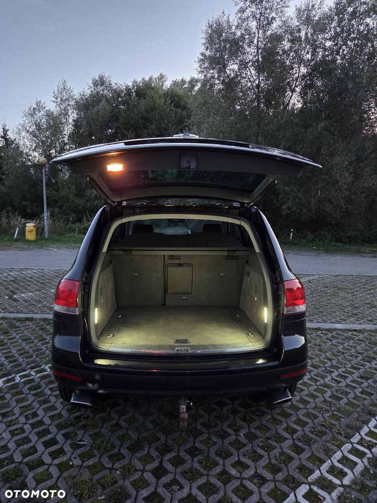 Volkswagen Touareg - 2