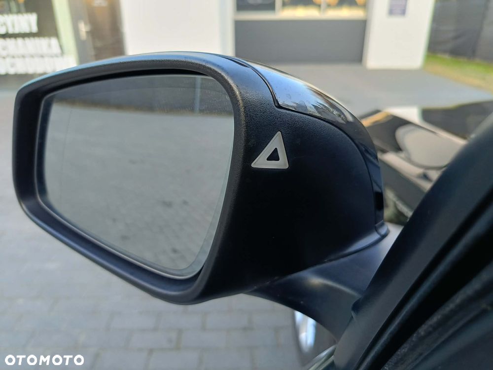 BMW 3GT 318d Business Edition - 21