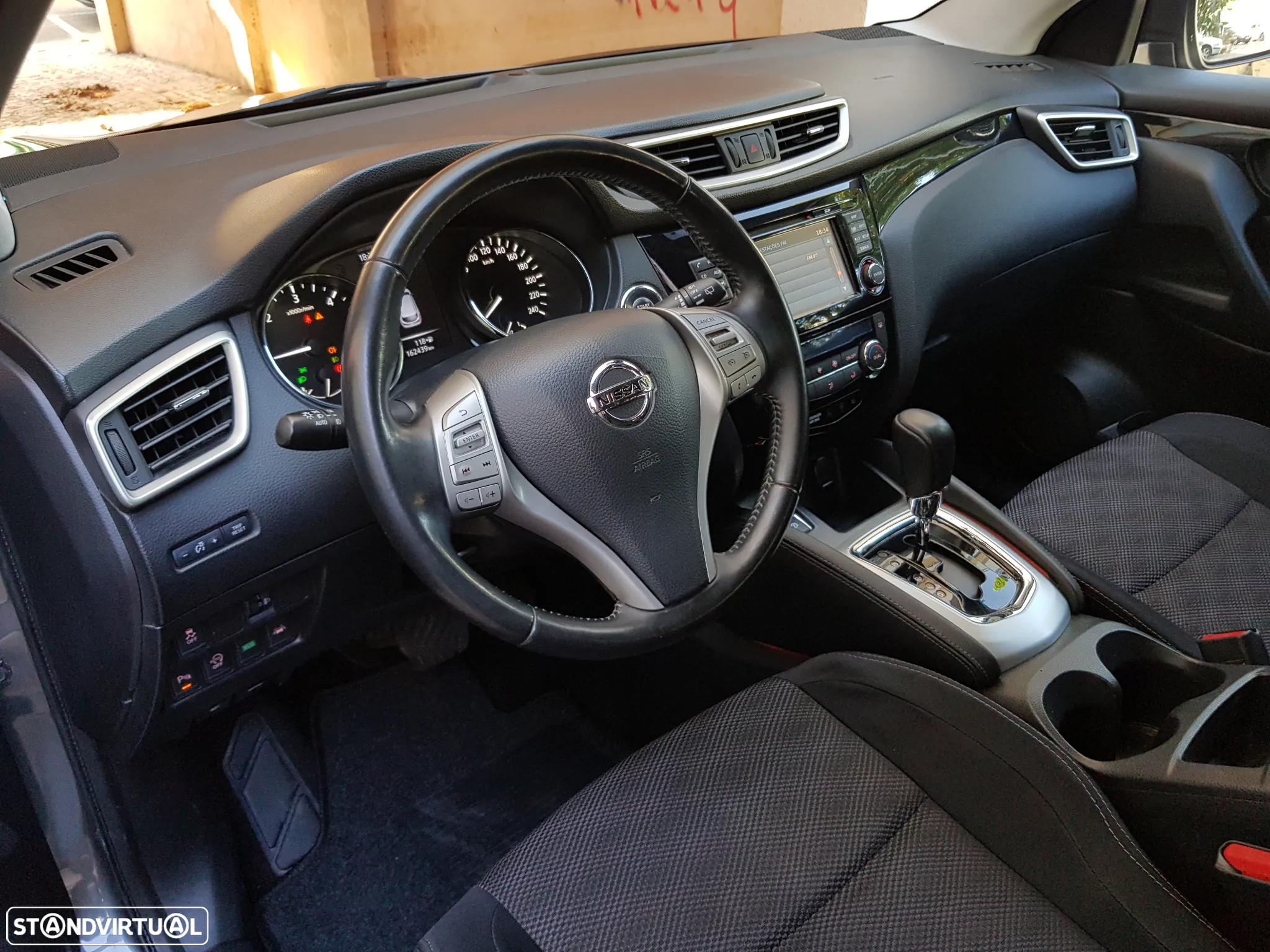 Nissan Qashqai 1.6 dCi 360 Xtronic - 14