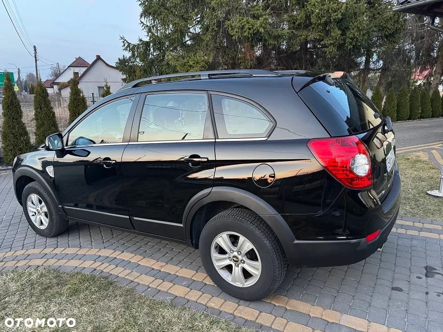 Chevrolet Captiva 2.4 2WD 5 Sitzer LS - 6
